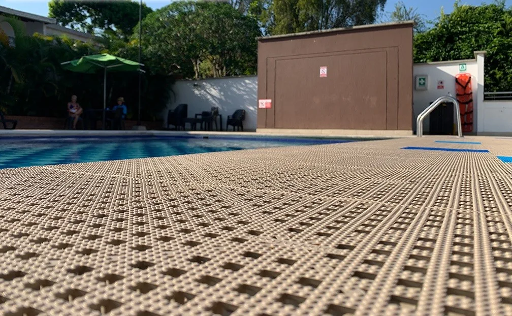 Piscinas Easydeck Acento Suministros Piscinas y ambientes a la intemperie Easydeck Acento Suministros